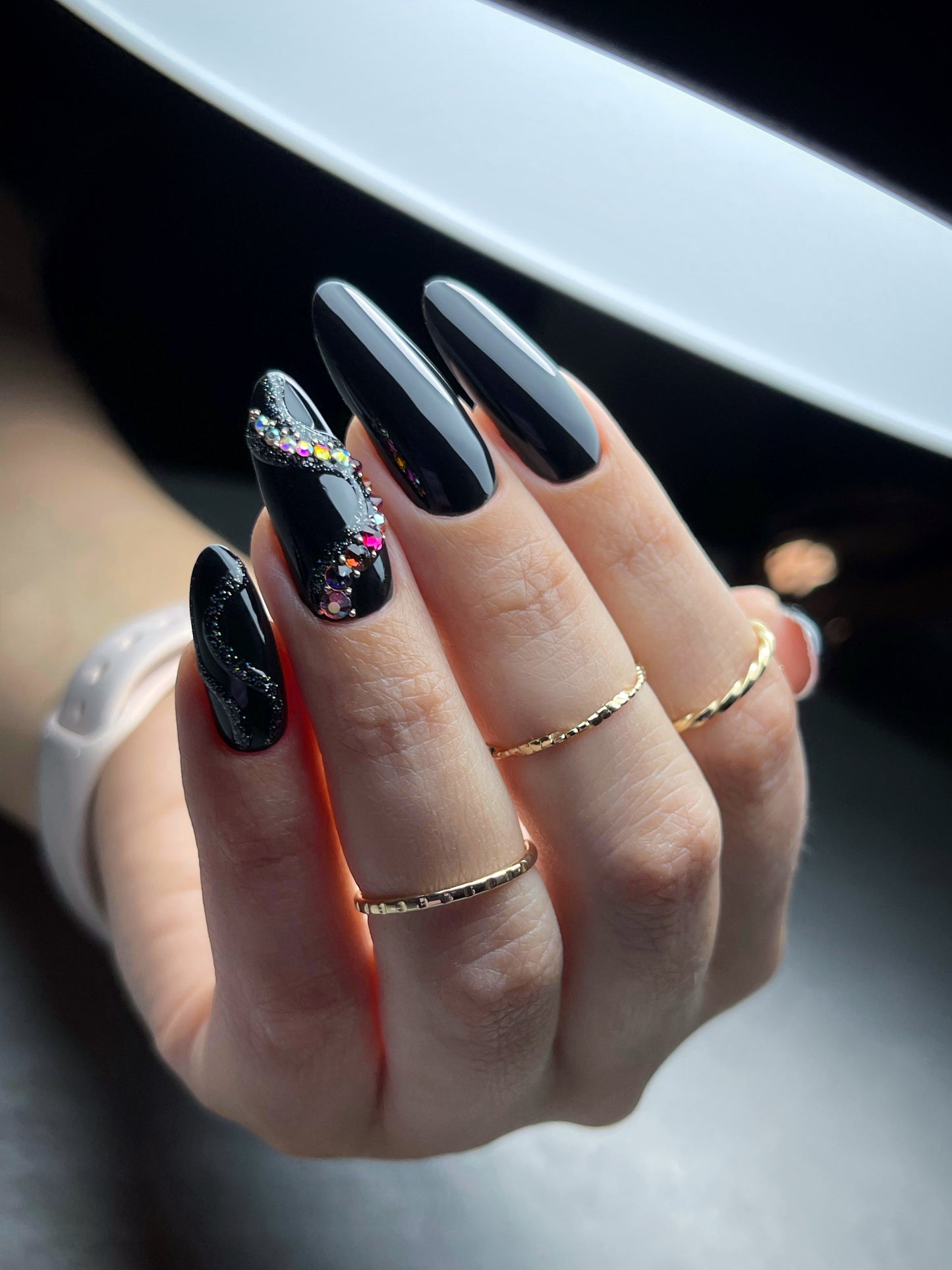 605 Woman In Black